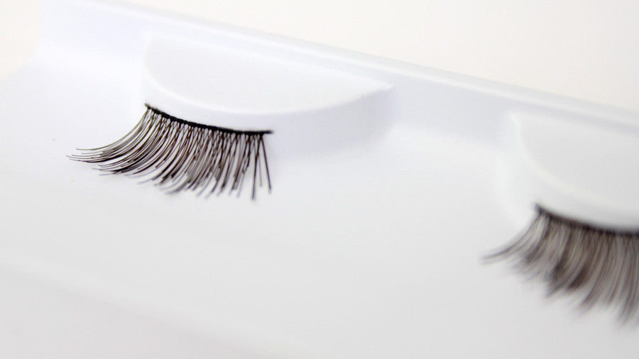 "The Flirt" False Lashes