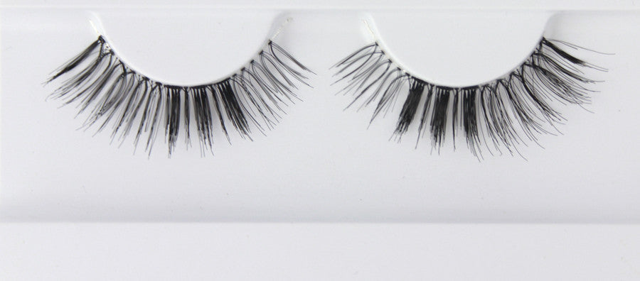 "The Gold Digger" False Lashes