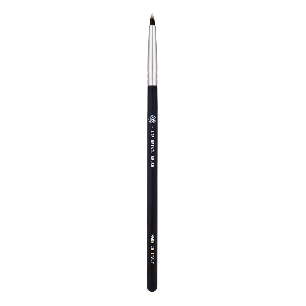 Lip Detail Brush