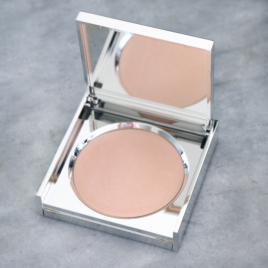 Radiant Glow Highlight Powder LUCENT