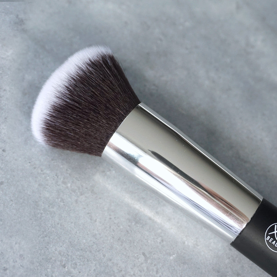 Round Face Brush