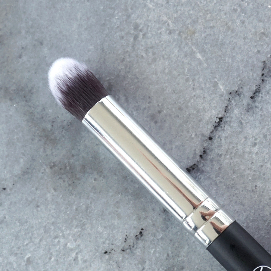 Tapered Eye Brush