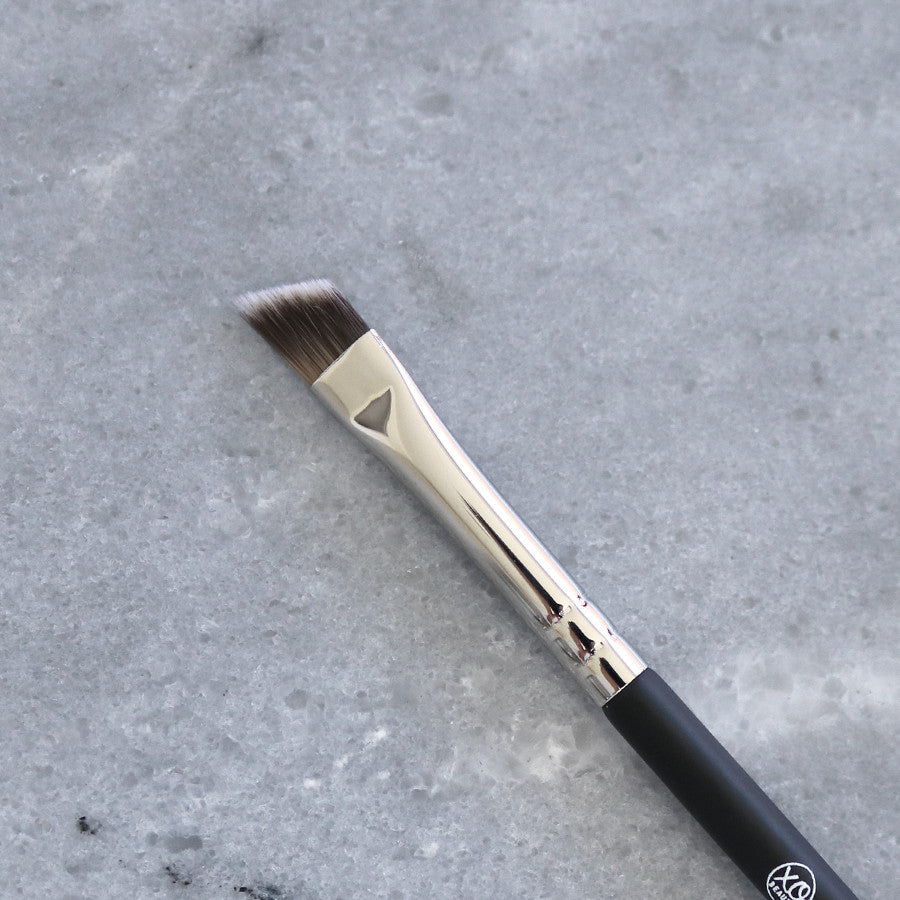 Winged Liner Brush