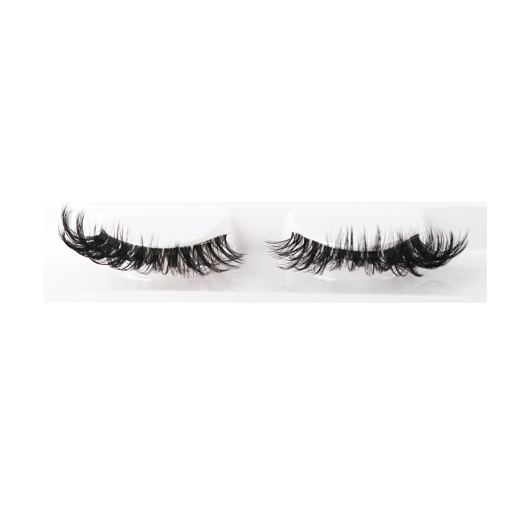 Full Volume Lashes | Enchant